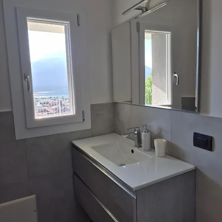 Апартаменты View And Private Covered Parking Space- La Terrazza Di Jo *