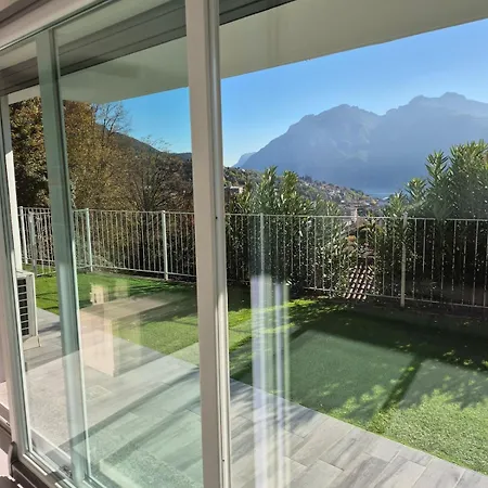Апартаменты View And Private Covered Parking Space- La Terrazza Di Jo Манделло-дель-Ларио
